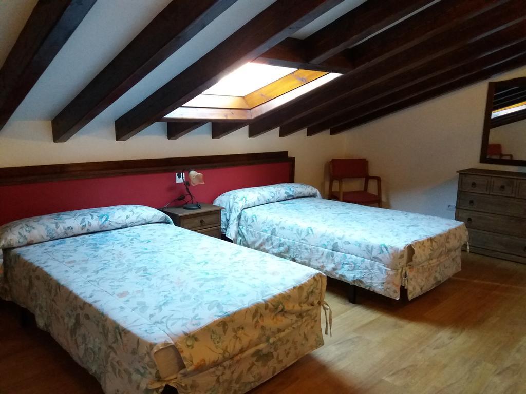 Apartamentos Llave De Santillana Santillana del Mar Exterior foto